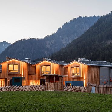 Book guaranteed at the best price