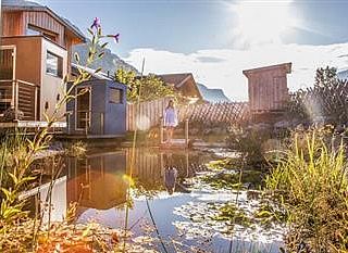 frühstück am see mit sonnenaufgang_alpeggchalets_Waidring_Pillerseetal_Alpegg_Romana-1