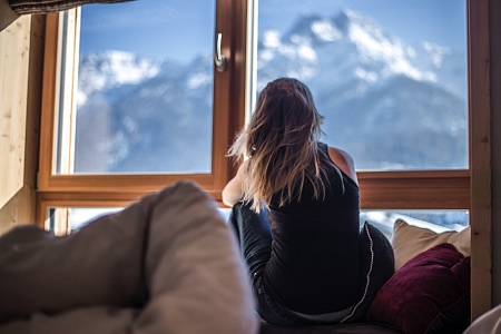 alpegg_Steinplatte_HotelWaidring_Kitzbuel_Ski-Frühstück im Chalet
