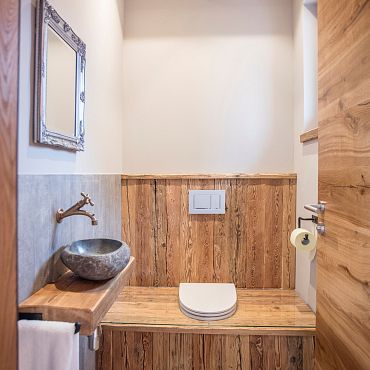 Alpegg Chalets in Kitzbühel_Plumpsklo en vogue