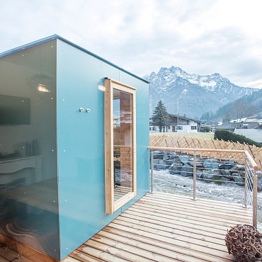 Alpegg Chalets Steinplatte Waidring_Sauna am Biotop