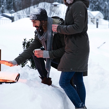 Lagerfeuer inmitten der Tiroler Natur, Alpegg Chalets in Waidring